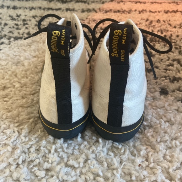 Dr Martens white canvas sneaker boot - Picture 3 of 5
